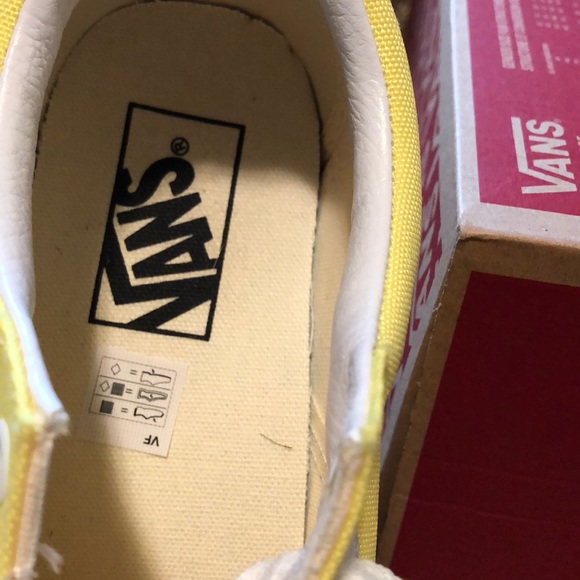 Yellow Old School Vans - Picture 4 of 4